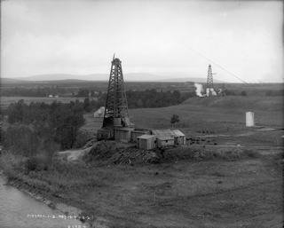 Calgary Petroleum Company wells (Dingman No. 1 and No. 2), Turner Valley, 1914. Source: Provincial Archives of Alberta, P1304